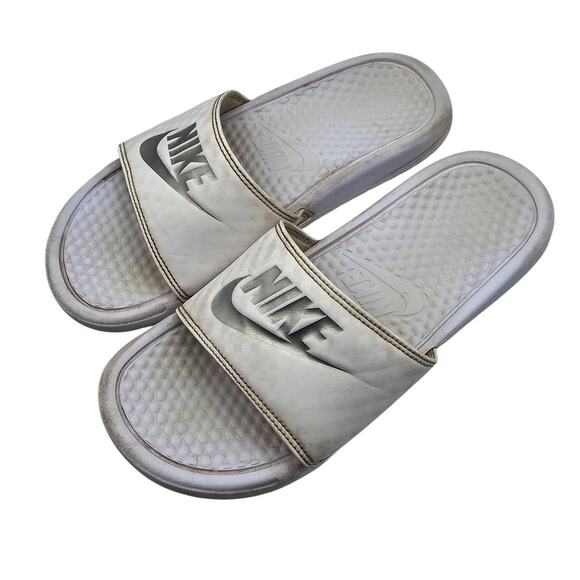 Nike Womens Sz 7 Slip On Slides Sandals White Silver - Picture 1 of 5